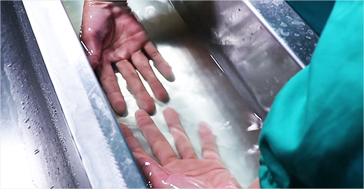 30S洗濯消毒，，是进入车间的必需程序